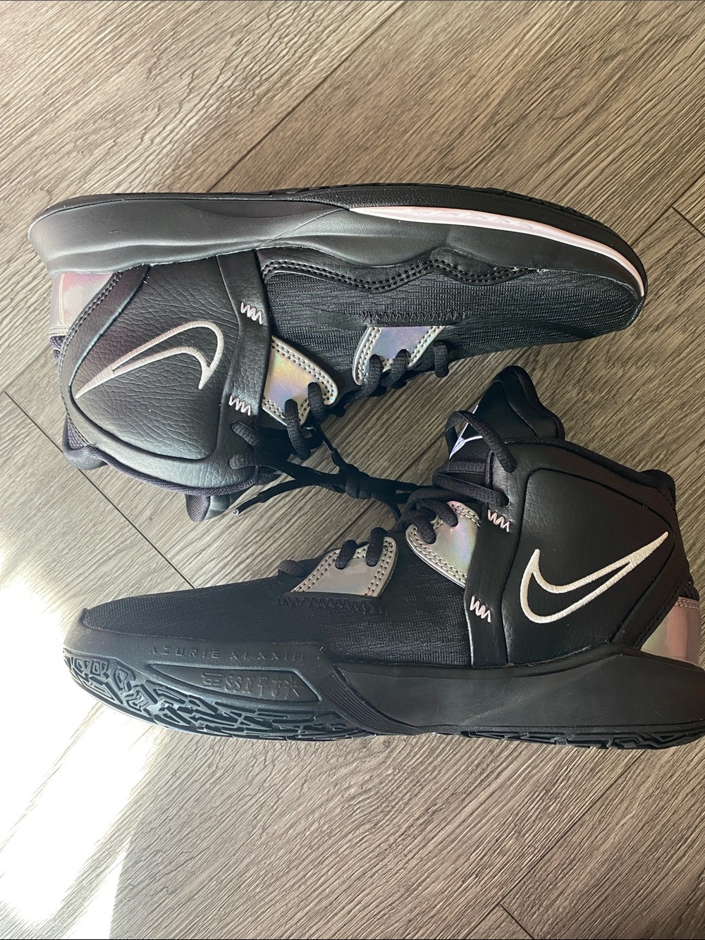 Nike Kyrie Infinity Black Metallic Silver Basketball Sneakers - Picture 4 of 6